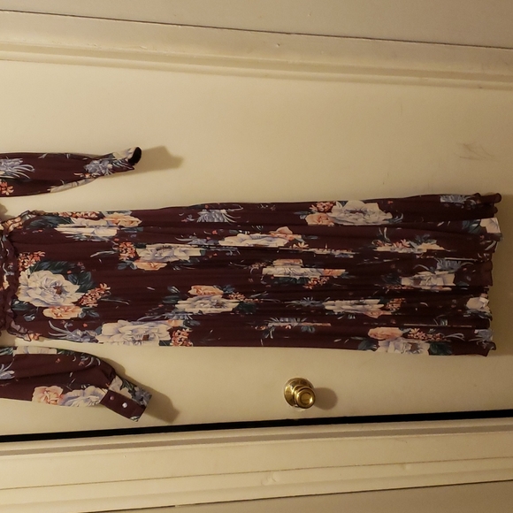 Vici exclusive x fate grape floral mock neck,  pleated dress Small - Picture 8 of 11